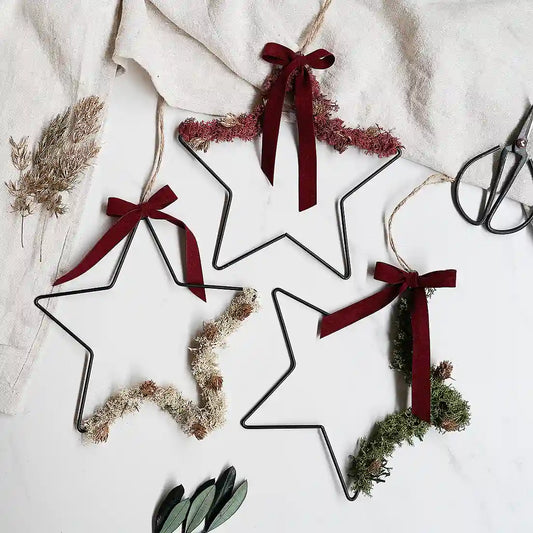 Kreativ-Set Stella grün: Handgefertigter Weihnachtsstern mit Moos und Samtband für stilvolle Festtagsdekoration