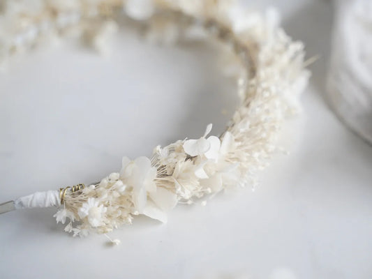 Bastelset Leni: Haarreif mit 5 Trockenblumenarten und Spezialtape für individuelle Hochzeitsfrisuren