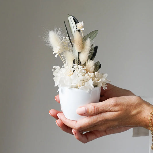 Bastelset Alexa boho: Übertopf mit Steckschaum und 11 Trockenblumen für individuelles Gesteck