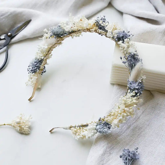 Trockenblumen Haarreif vs. Haarkranz: Welcher passt zu dir?