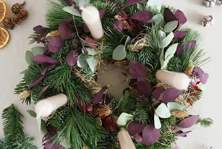 DIY-Set Adventskranz Cleo – mit frischen Zweigen & Trockenblumen