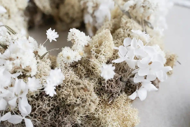 Trockenblumen Tischkranz Helene: DIY-Set mit Anleitung und Video für stilvolle Wohnungsdekoration