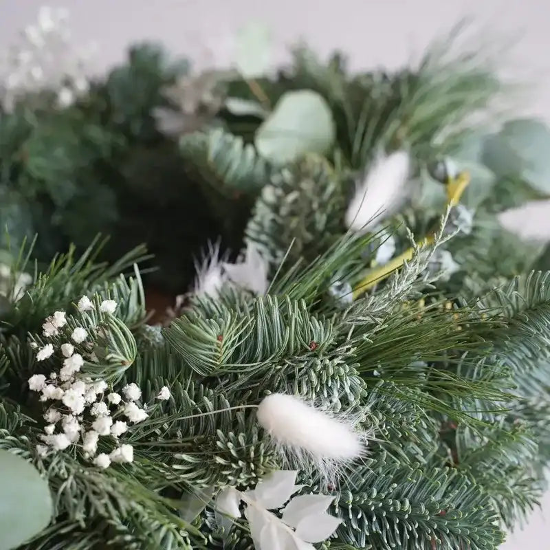 Adventskranz Nordik DIY-Set: Handgemachtes Set mit Trockenblumen für eine moderne, winterliche Dekoration