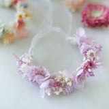 DIY-Trockenblumen-Blumenarmband Amelie in Flieder