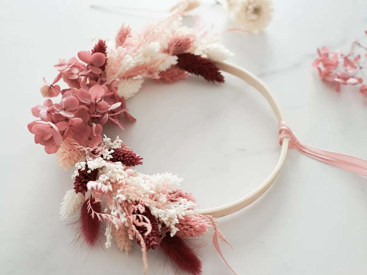 Trockenblumenkranz DIY-Set Marie rose creme: Anleitung und Video für einfachen Selbstbau des Kranzes