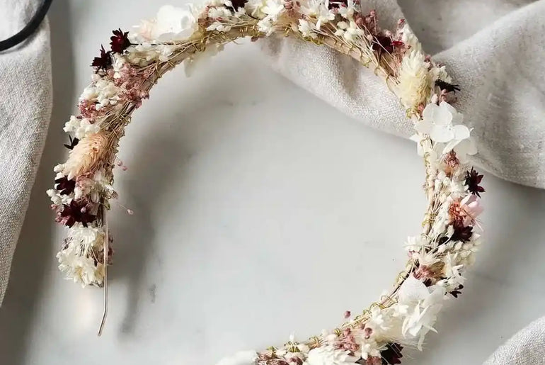 DIY-Trockenblumen Haarreif Anna: Set mit Basteldraht, Haarreif, 8 Trockenblumenarten und Spezialtape für individuellen Haarschmuck