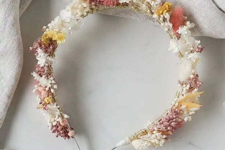 DIY-Trockenblumen Haarreif Cara: Set mit Basteldraht, Haarreif, 11 Trockenblumenarten und Spezialtape für individuellen Haarschmuck
