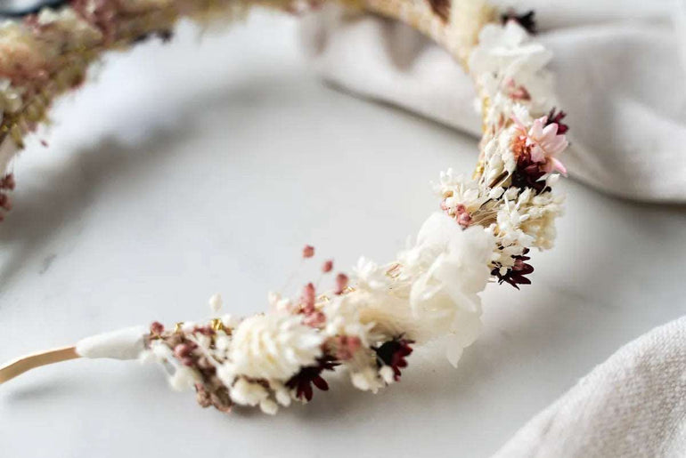 DIY Haarreif Anna: Basteldauer ca. 1,5 Stunden für eleganten Haarschmuck mit Trockenblumen