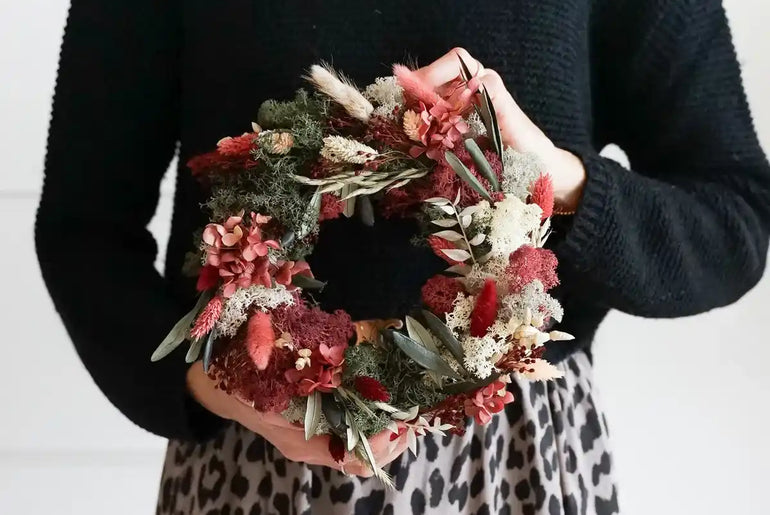 Bastelset Jette: Eleganter Tischkranz mit handverlesenen Trockenblumen in warmen Herbsttönen
