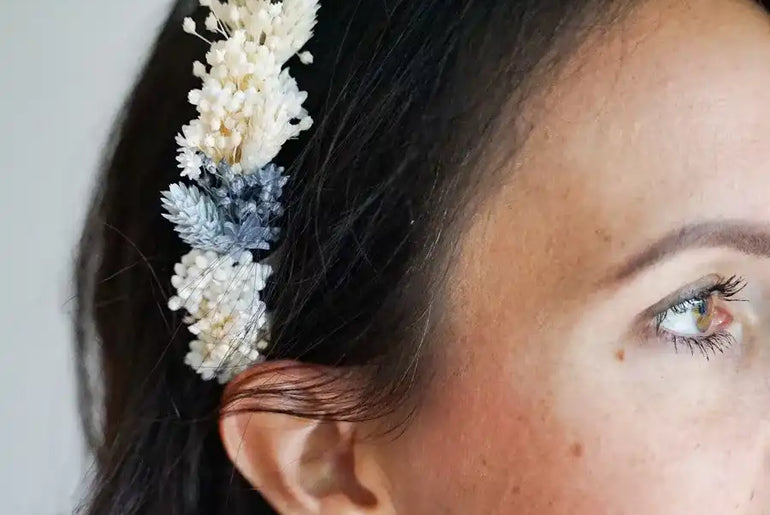 Trockenblumen Haarreif Soey: 9 handverlesene Trockenblumenarten für einzigartigen Haarschmuck