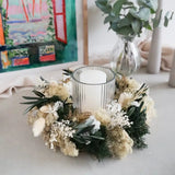 Trockenblumen-Adventskranz Hannah mit Windlicht