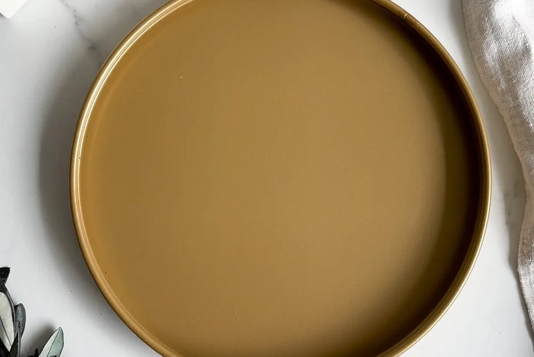 Metalltablett 25 cm Gold: Edler Untersetzer für Tischkränze, schützt vor Kratzern und Wachs