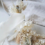 Trockenblumen Wandkranz Miri schwarz: DIY-Set mit Anleitung für individuellen Kranz im Boho-Stil