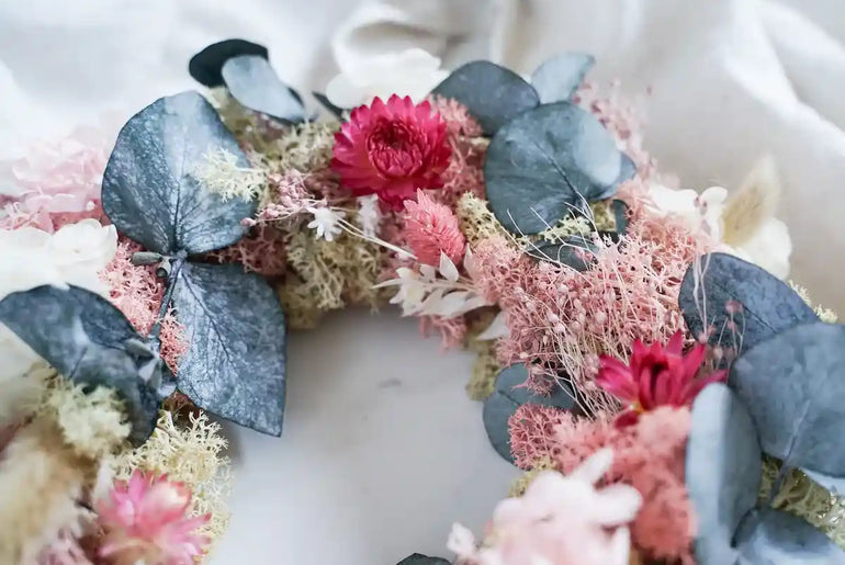 Trockenblumen Tischkranz Elli: DIY-Kit mit Anleitung und Video für romantische Tischdekoration