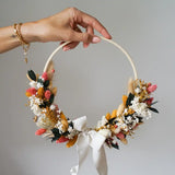 DIY-Trockenblumen Türkranz Barbara: 20 cm Holzring mit Trockenblumen in Grün, Rot, Beige, Ocker und Creme