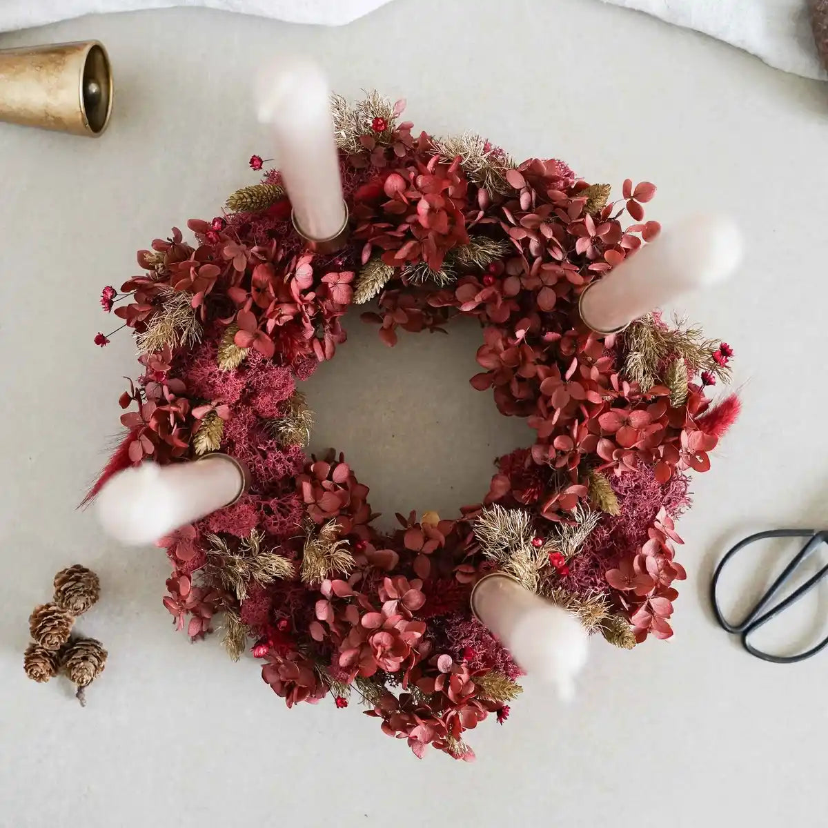 Trockenblumen-Adventskranz Amrei mit Kerzenhalter