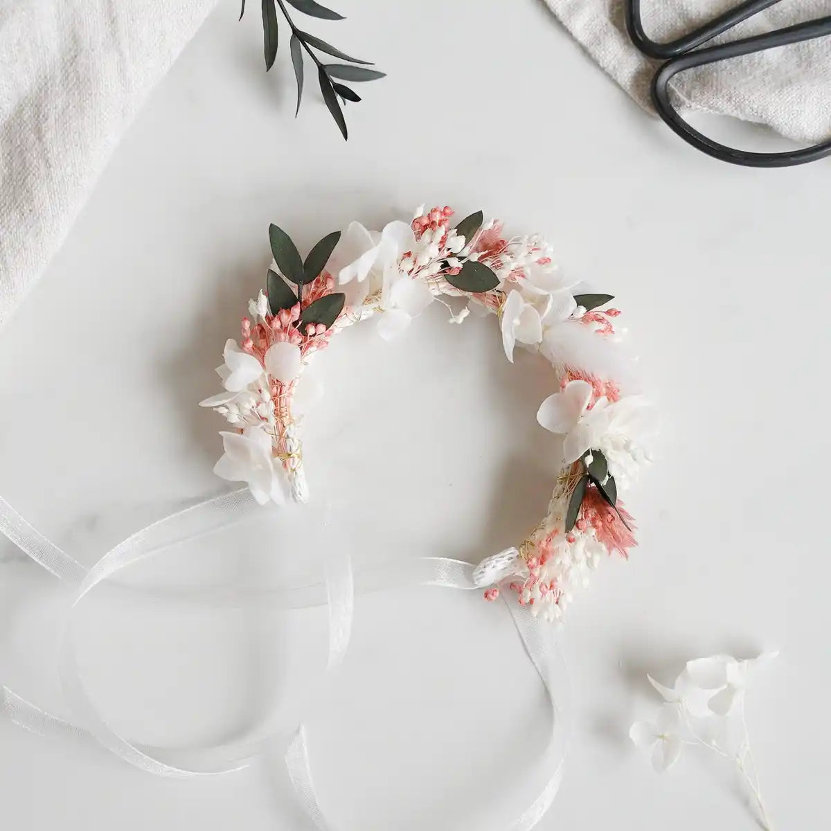 Trockenblumen-Blumenarmband Paula – Detailaufnahme