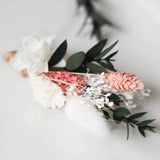 DIY-Trockenblumen-Boutonnière Tamara von vorne