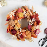 Herbstlicher Trockenblumenkranz Kiki in Orange und Pink