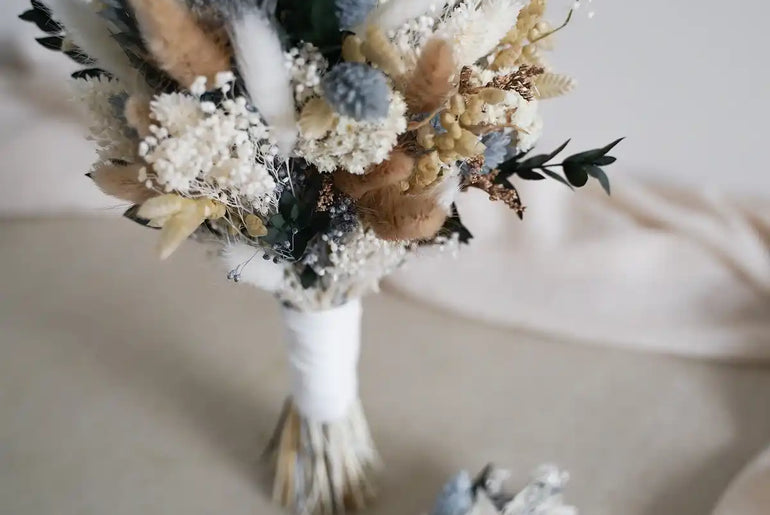 Brautstrauß Lorelei - als DIY-Set oder fertig gebunden